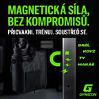 Černá magnetická sportovní taška na láhev připevněná k ocelovému sloupu v posilovně s textem: Magnetická síla, bez kompromisů. Přicvakni. Trénuj. Soustřeď se. Drží, když ty makáš. Logo Gymicon.